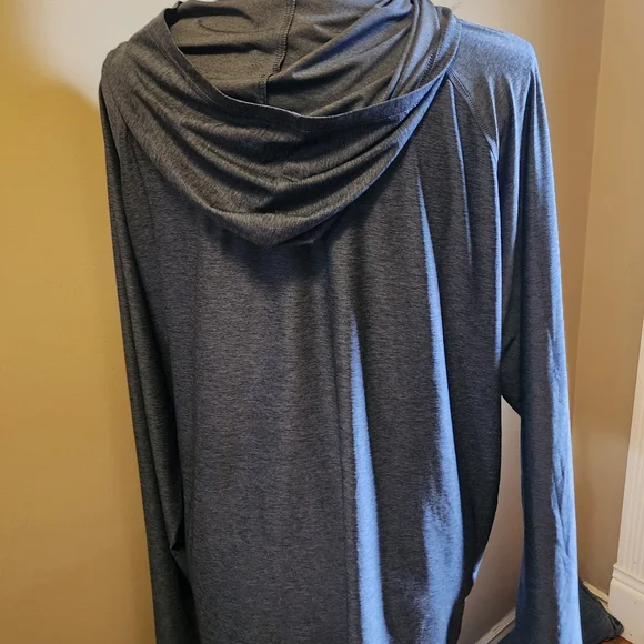 Men's Charcoal Long Sleeve Tee - Picture 3 of 3